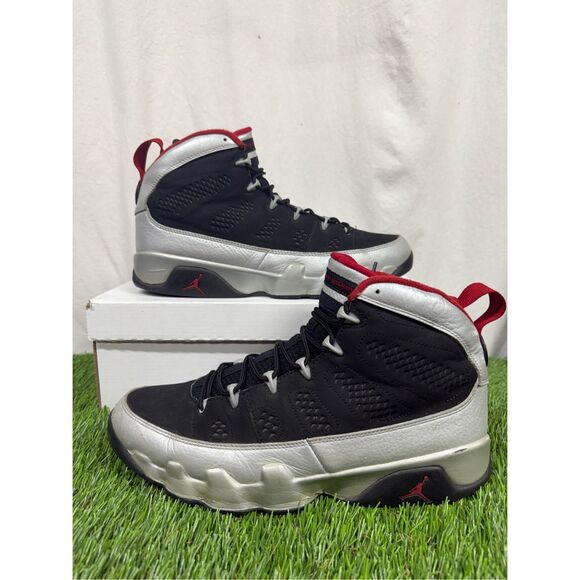 Size 11 - Jordan 9 Johnny Kilroy Grey Red Fire Clean - Picture 2 of 10
